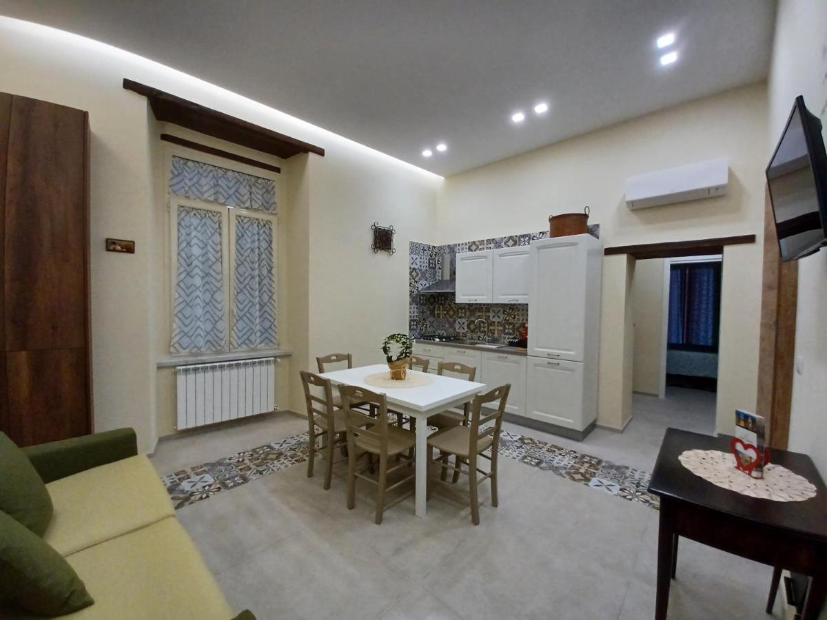 Dimora Lazzarella Apartment Napoli Ngoại thất bức ảnh